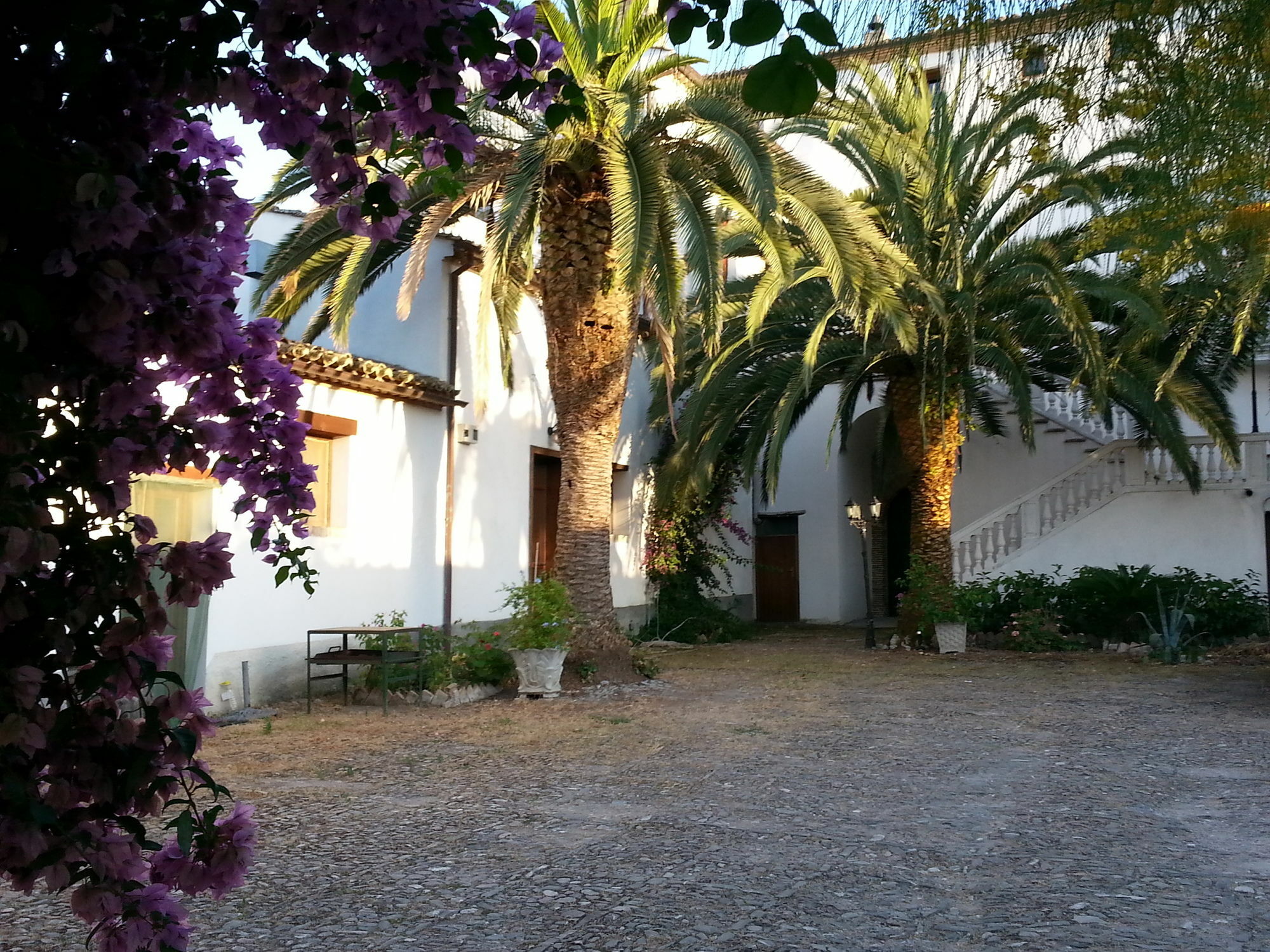 Agriturismo Malena Amica Luaran gambar
